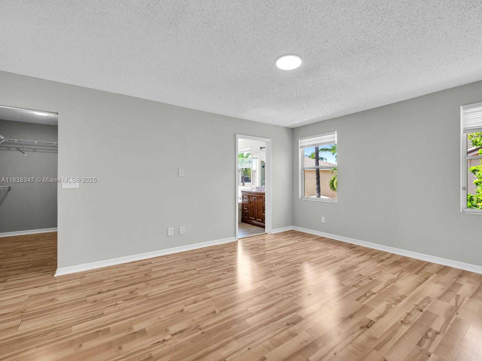Small Image of 18232 SOUTH WEST 5TH ST, Pembroke Pines Number 23