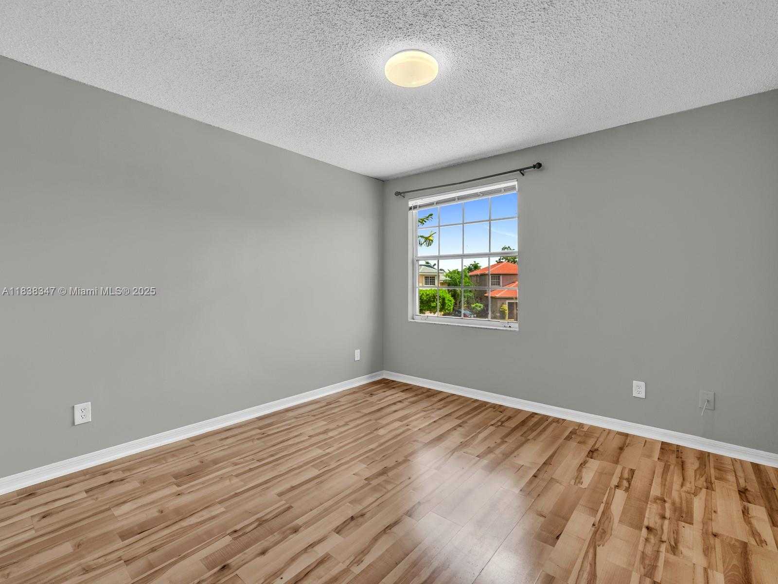 Small Image of 18232 SOUTH WEST 5TH ST, Pembroke Pines Number 27