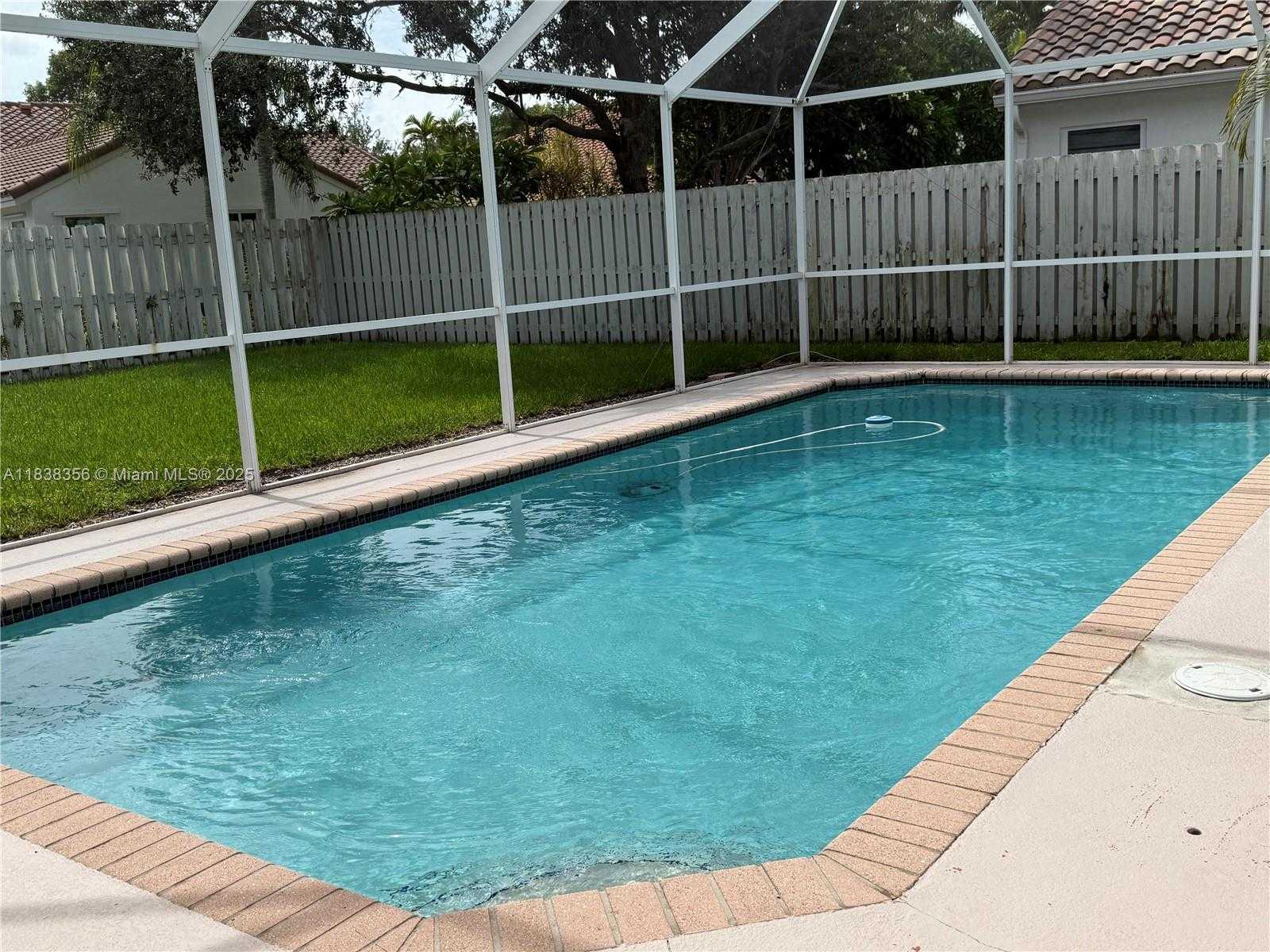 Small Image of 794 LAKE BLVD, Weston Number 26