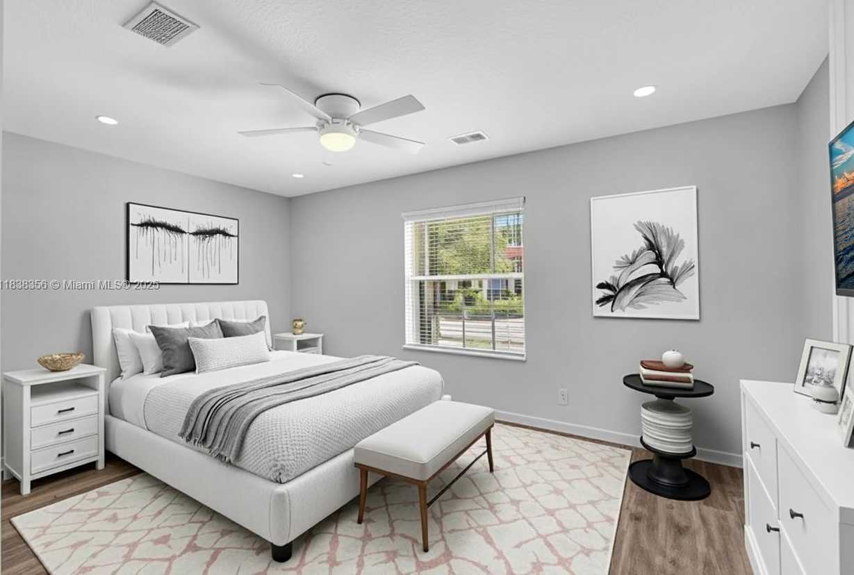 Small Image of 794 LAKE BLVD, Weston Number 32