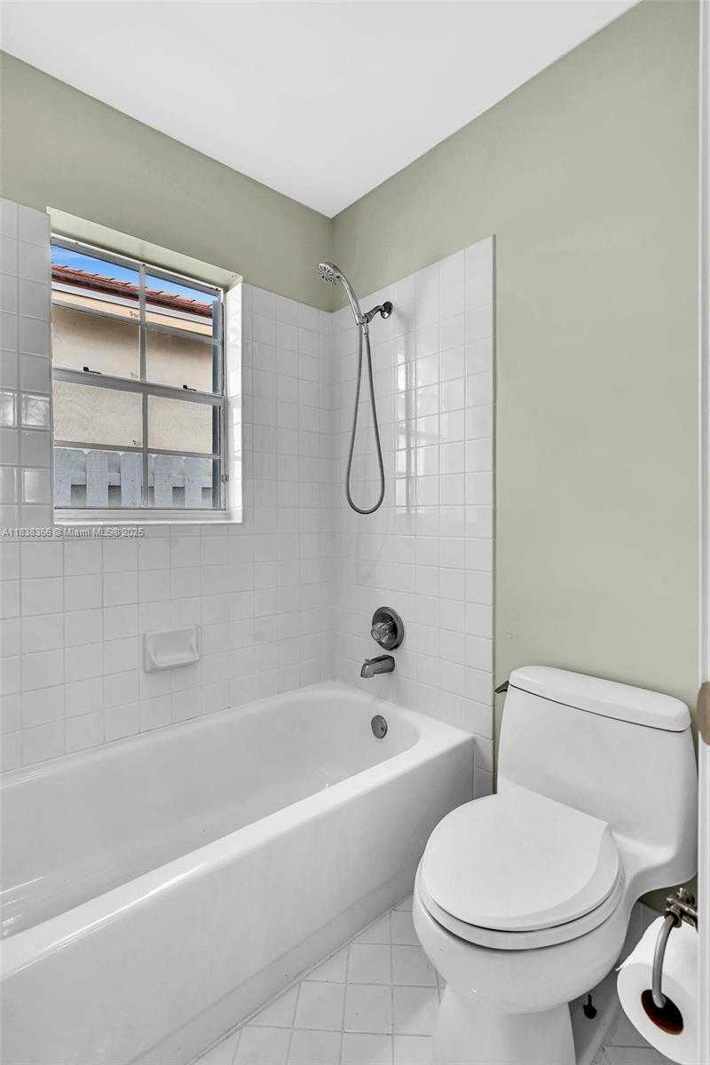 Small Image of 794 LAKE BLVD, Weston Number 47