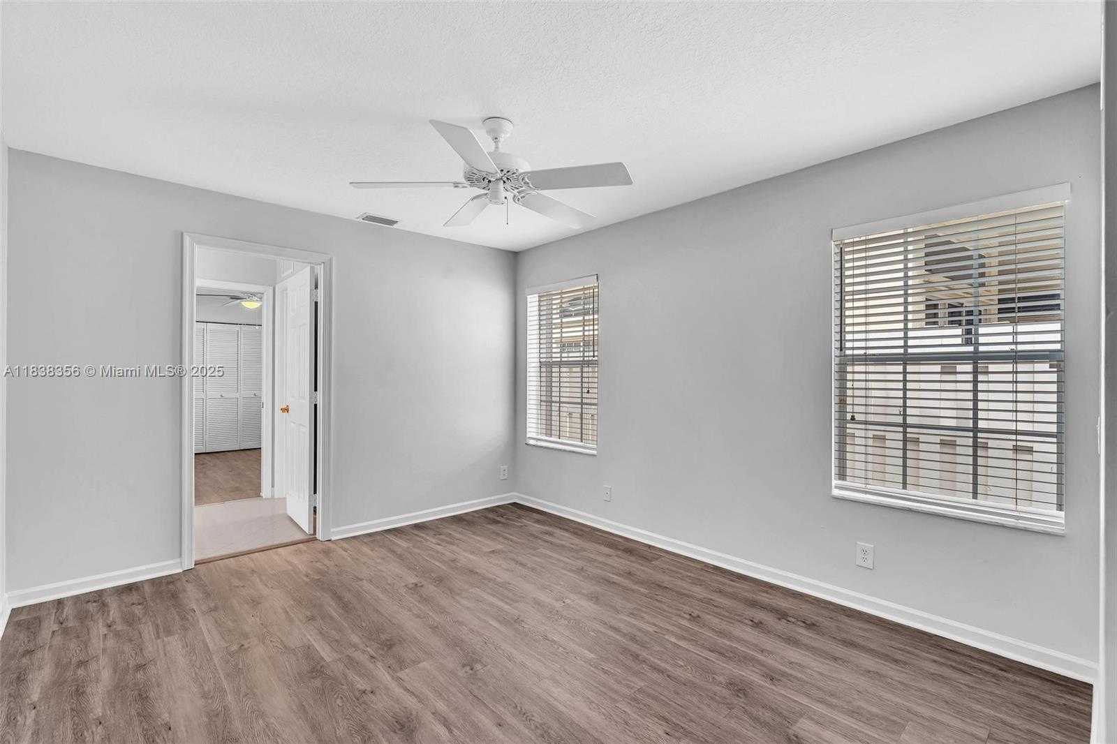 Small Image of 794 LAKE BLVD, Weston Number 49