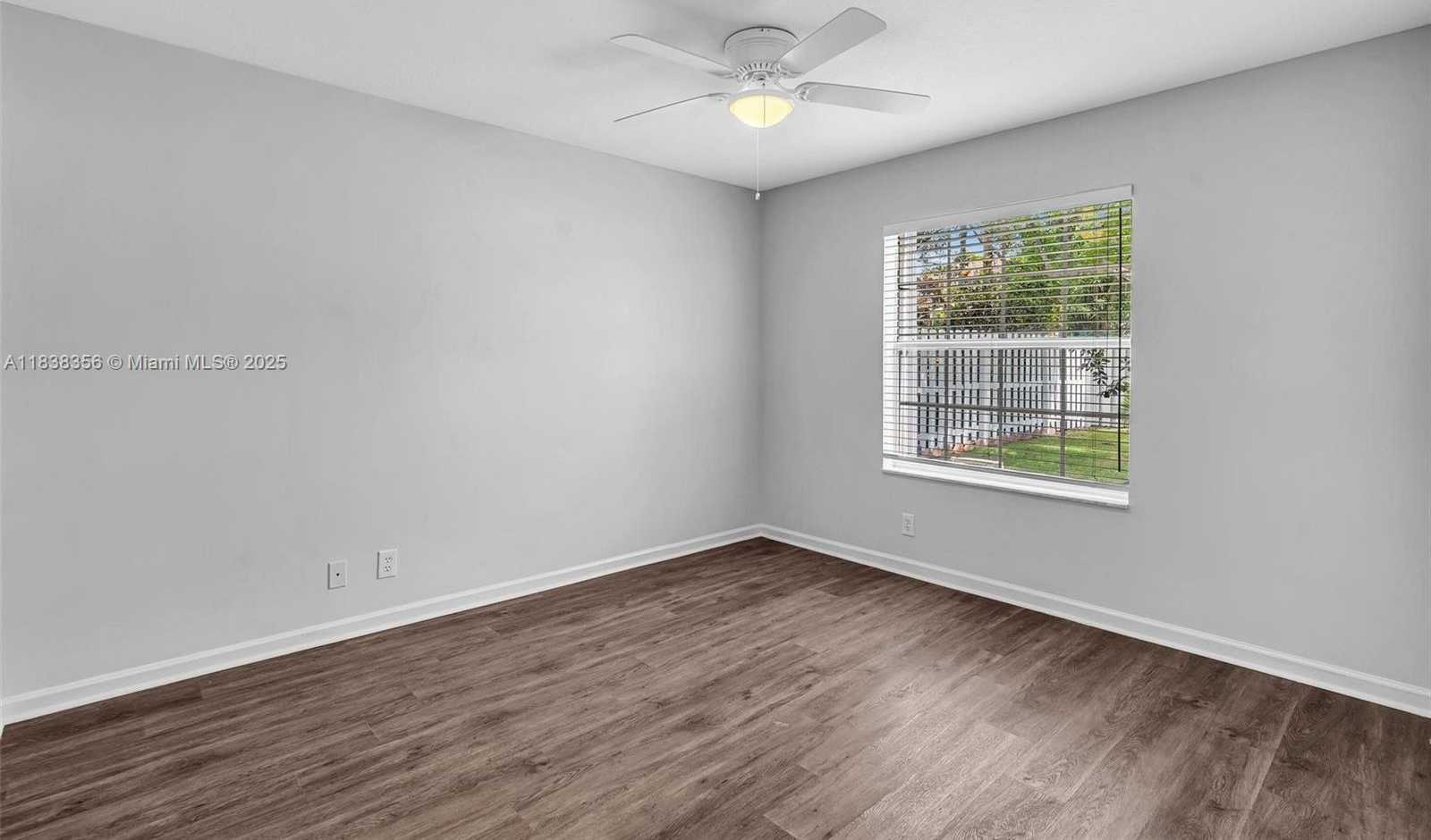 Small Image of 794 LAKE BLVD, Weston Number 51