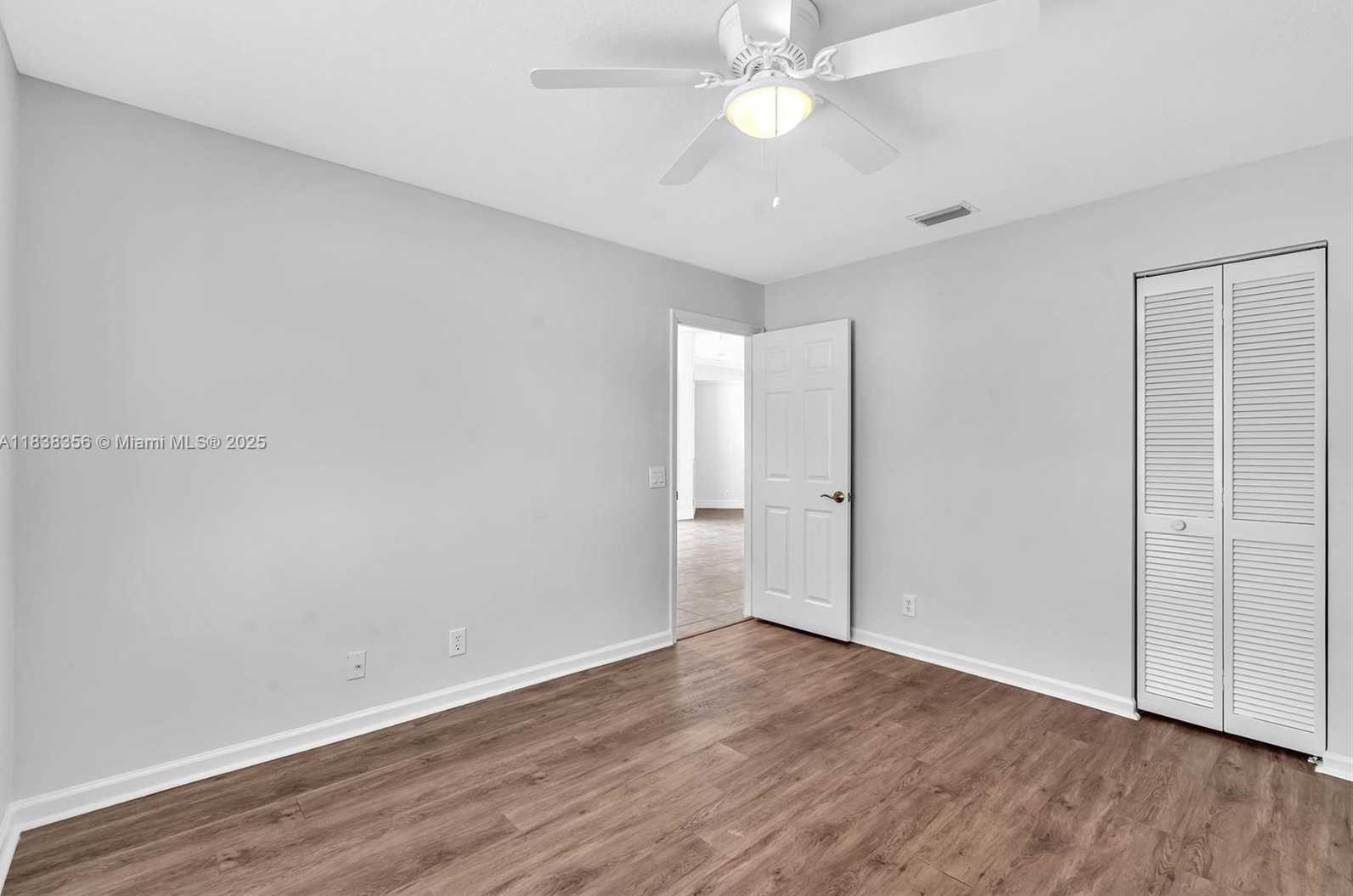 Small Image of 794 LAKE BLVD, Weston Number 52