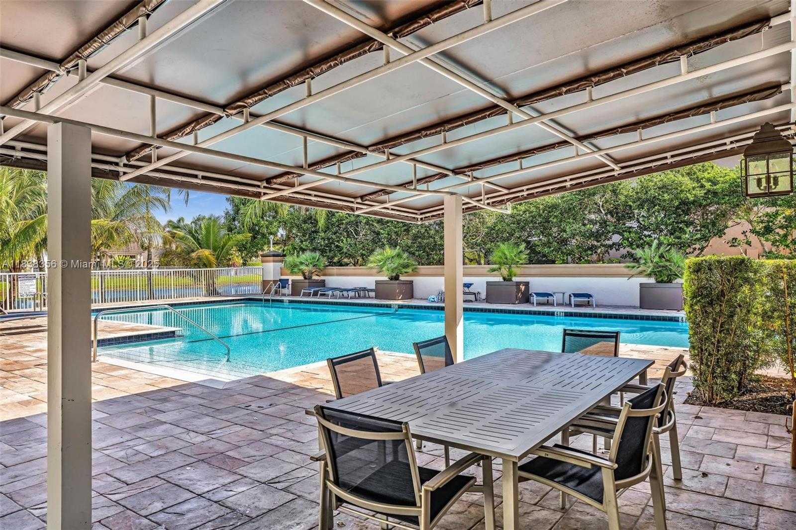 Small Image of 794 LAKE BLVD, Weston Number 61