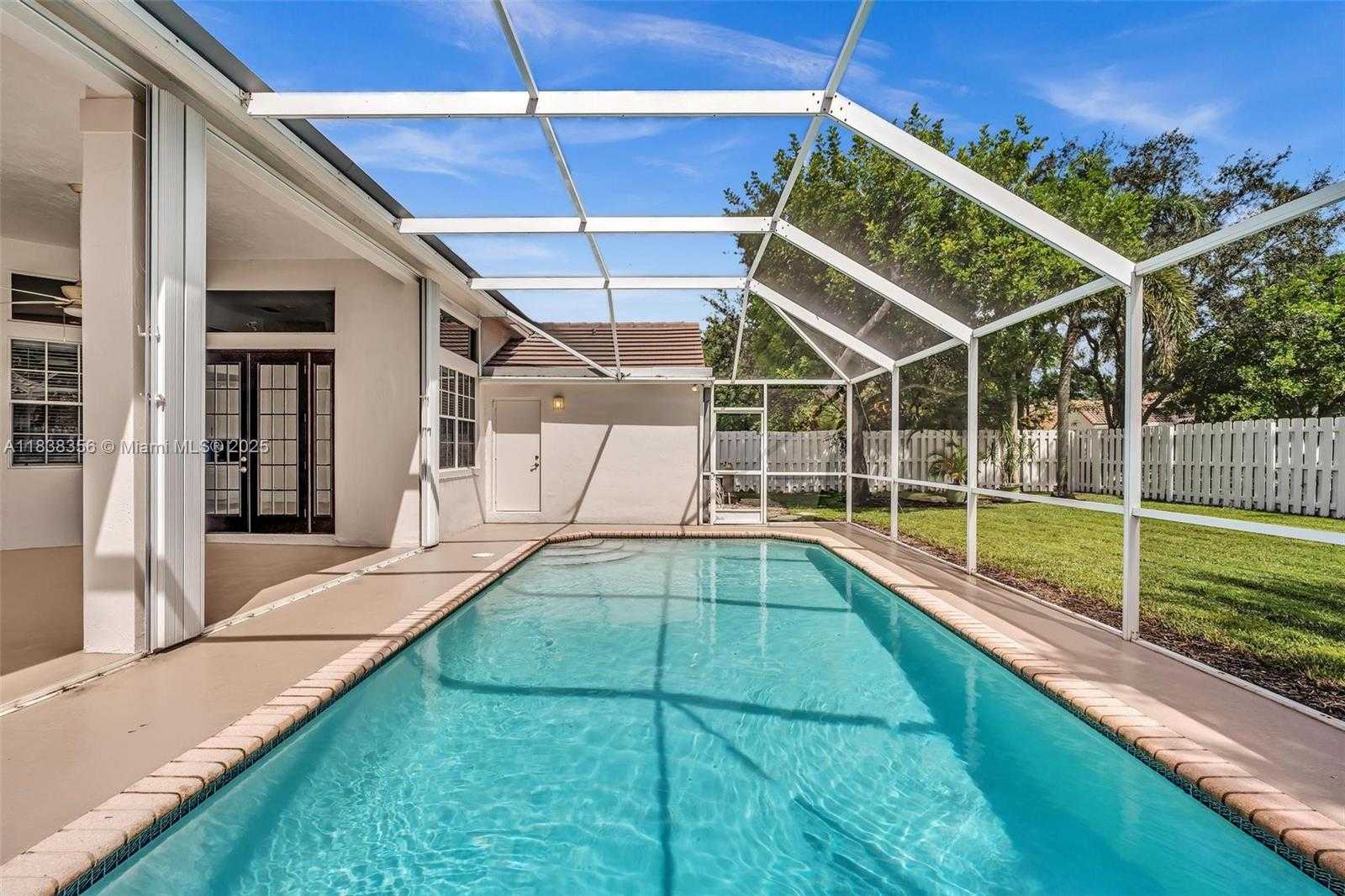 Small Image of 794 LAKE BLVD, Weston Number 62