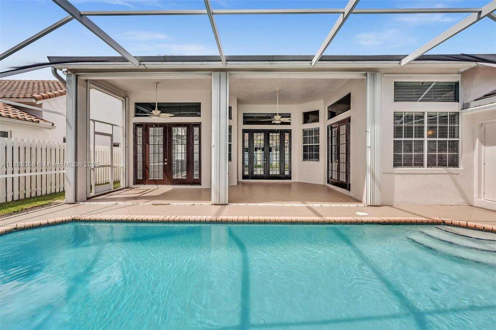 Small Image of 794 LAKE BLVD, Weston Number 65