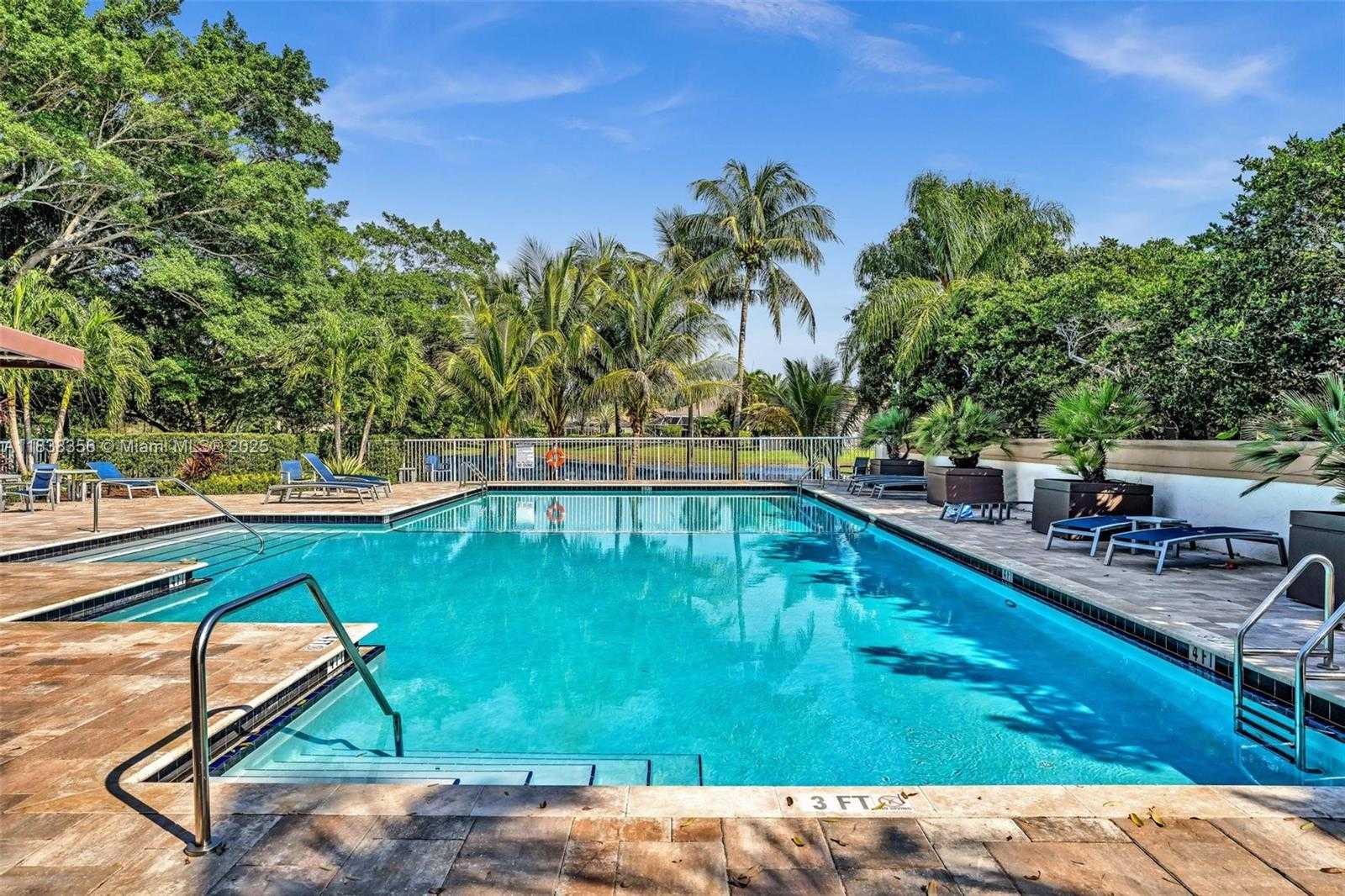 Small Image of 794 LAKE BLVD, Weston Number 71