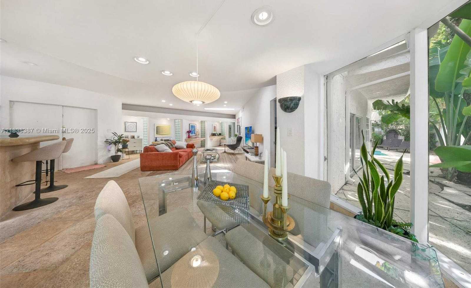 Small Image of 3200 MORRIS LANE, Miami Number 12