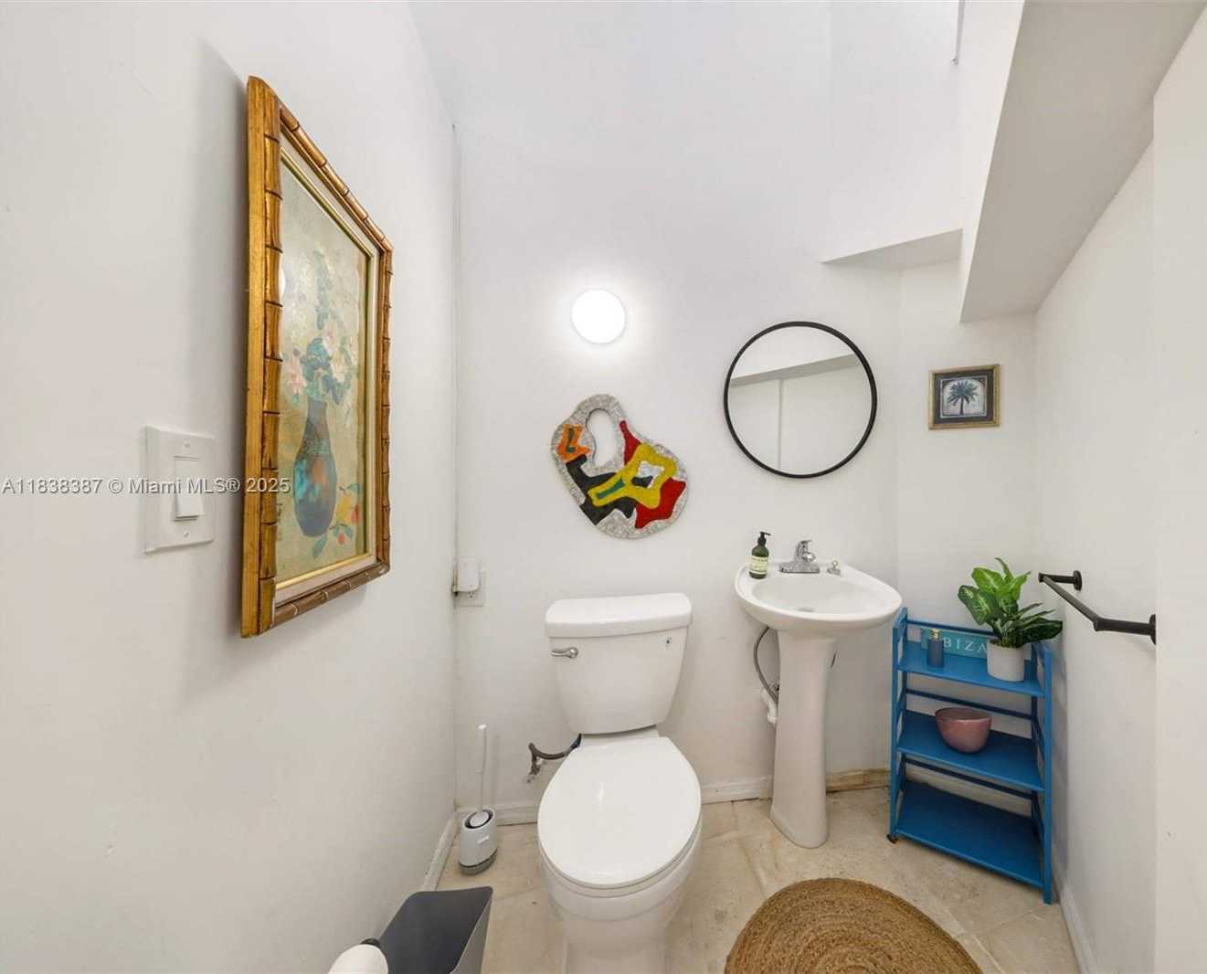 Small Image of 3200 MORRIS LANE, Miami Number 19