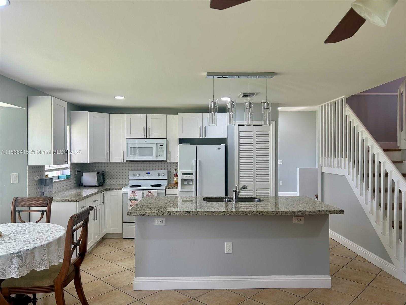 Small Image of 1111 NORTH WEST 173RD AVE, Pembroke Pines Number 13