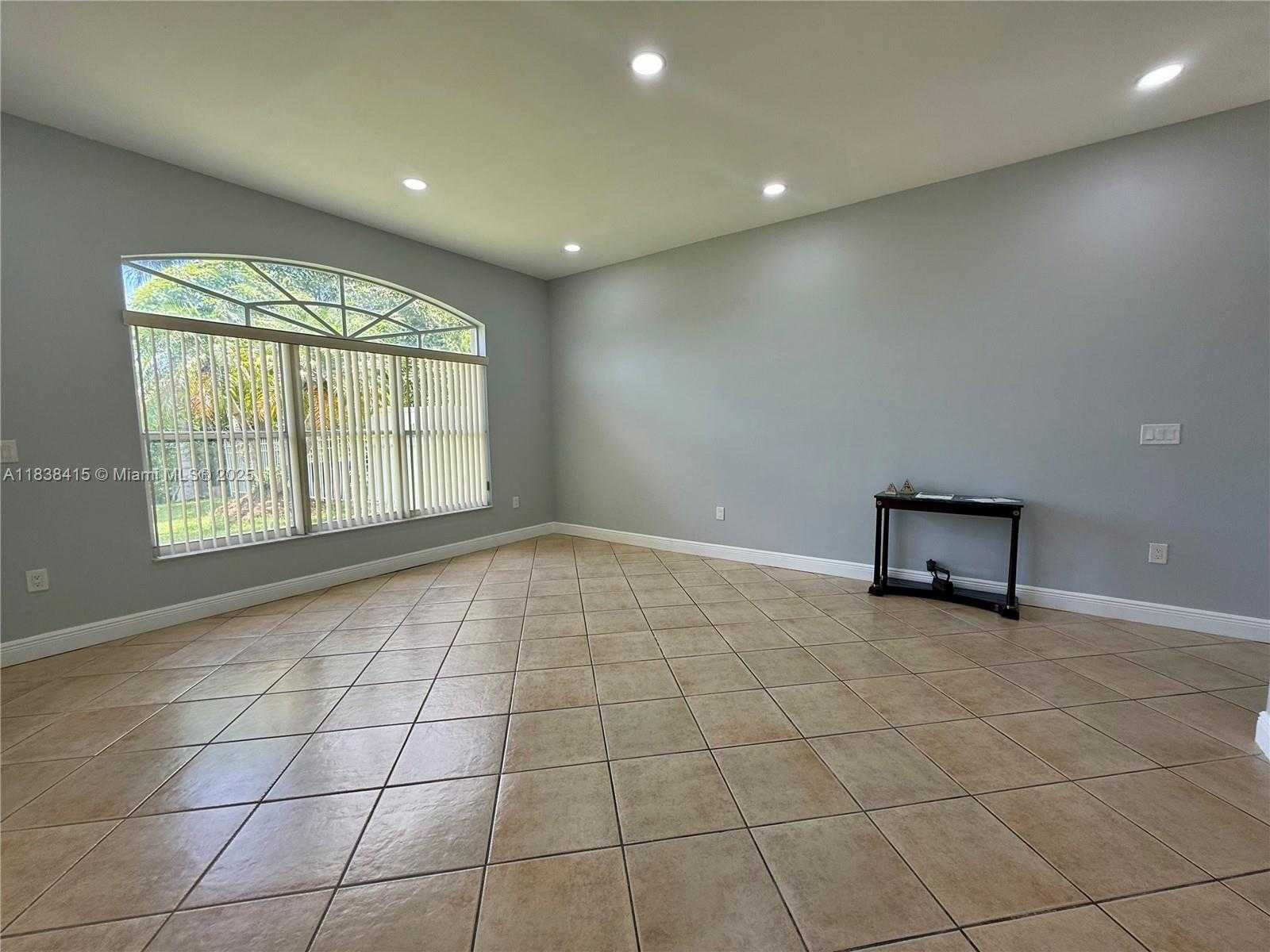 Small Image of 1111 NORTH WEST 173RD AVE, Pembroke Pines Number 19