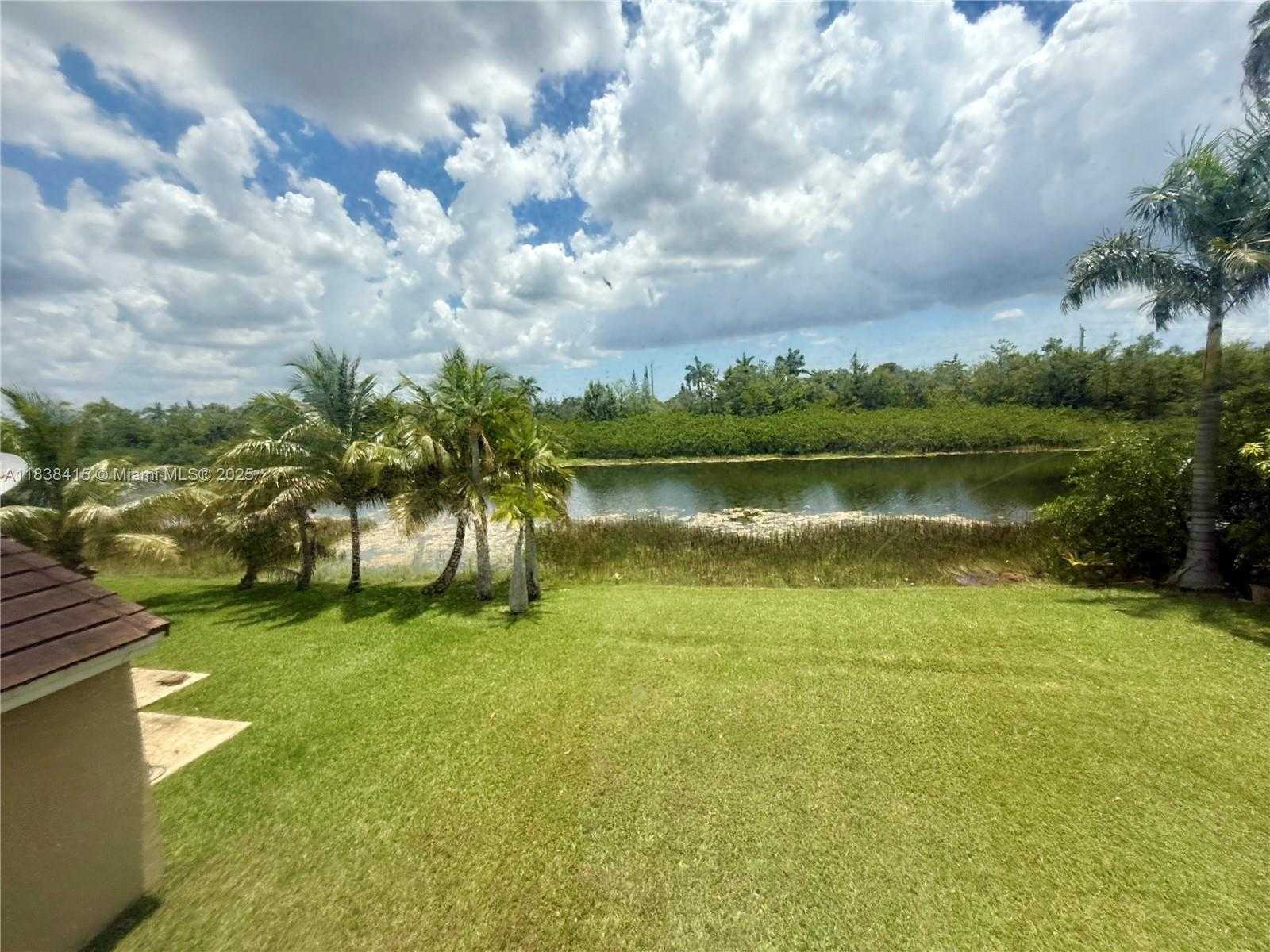 Small Image of 1111 NORTH WEST 173RD AVE, Pembroke Pines Number 31