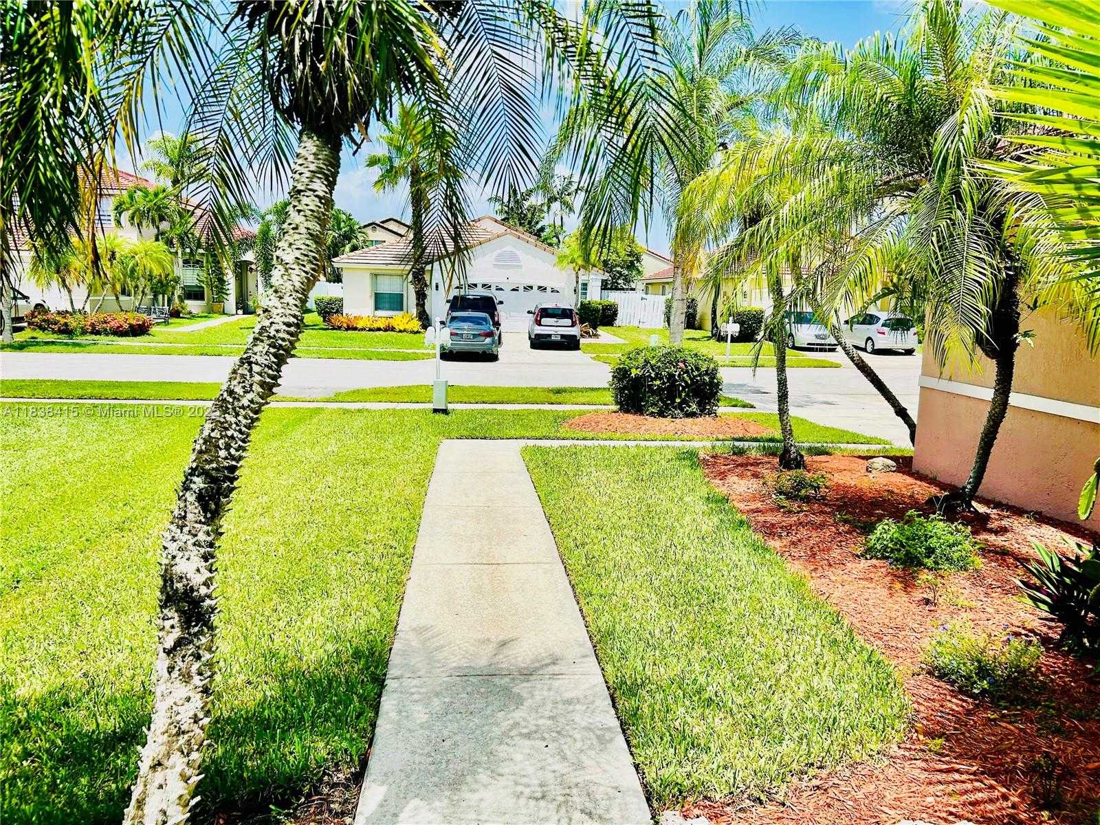 Small Image of 1111 NORTH WEST 173RD AVE, Pembroke Pines Number 5