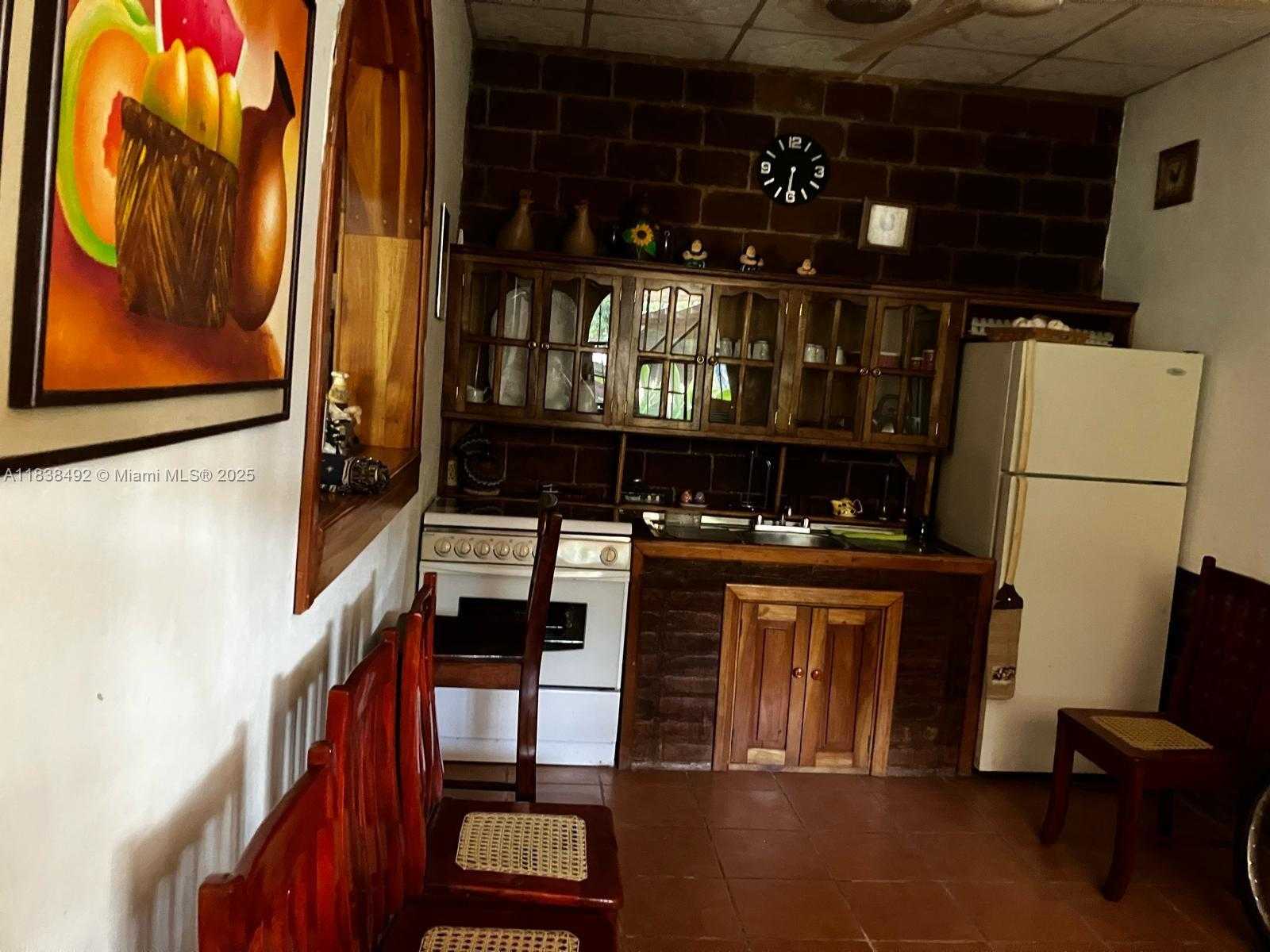 Small Image of 58 GRANADA-NANDAIME NICARAGUA CENTRAL AMERICA, Out of City Number 11