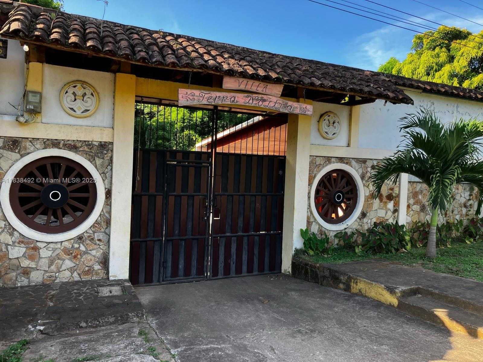 Small Image of 58 GRANADA-NANDAIME NICARAGUA CENTRAL AMERICA, Out of City Number 12