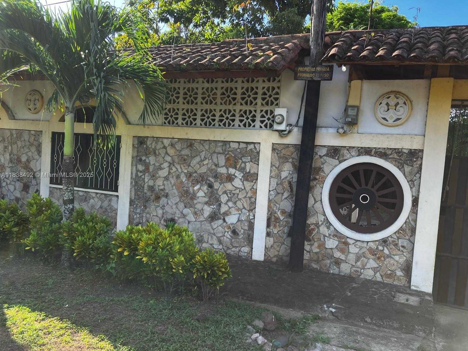 Small Image of 58 GRANADA-NANDAIME NICARAGUA CENTRAL AMERICA, Out of City Number 22