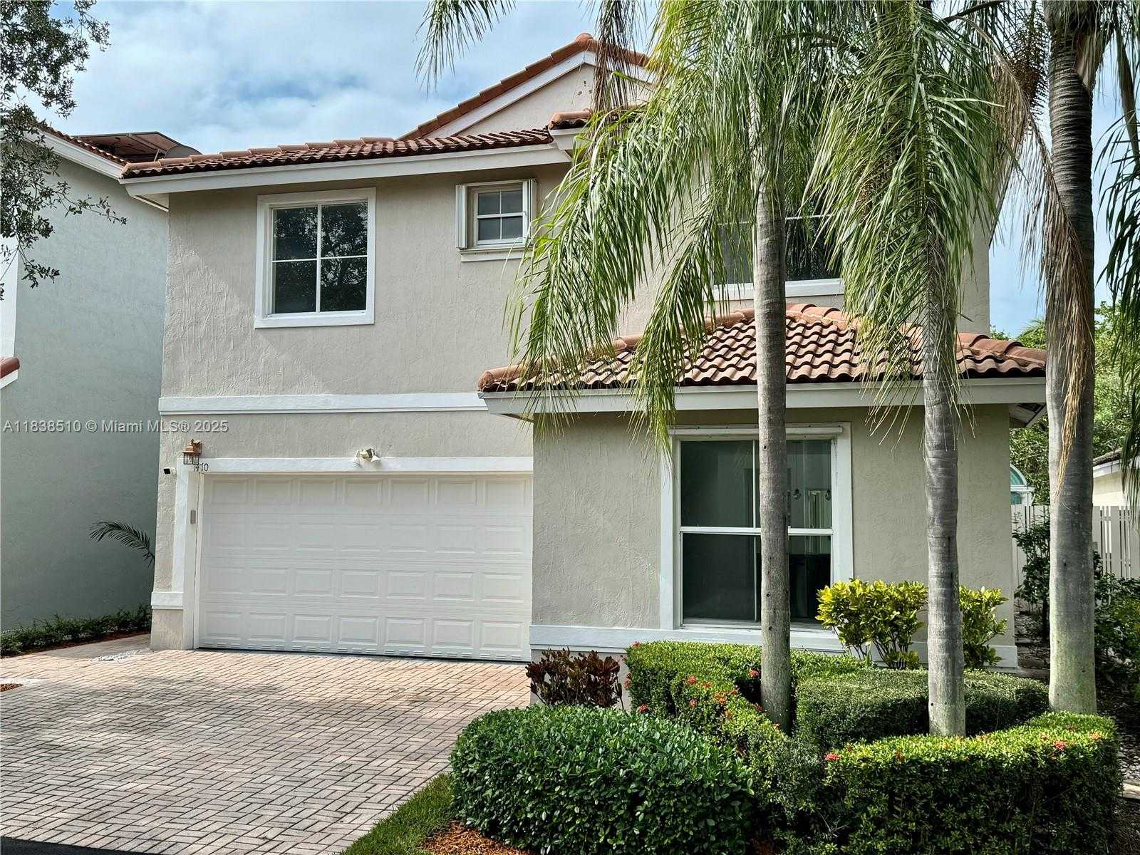 Small Image of 1470 SWEETBAY WAY, Hollywood Number 50