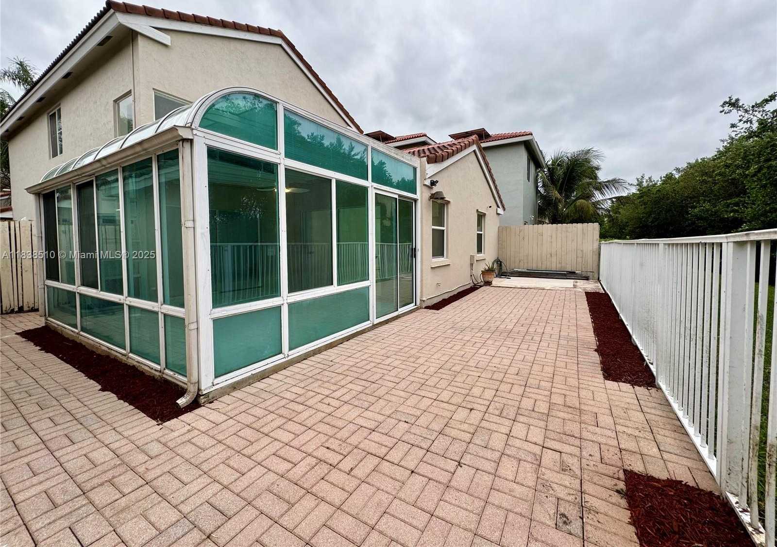 Small Image of 1470 SWEETBAY WAY, Hollywood Number 53
