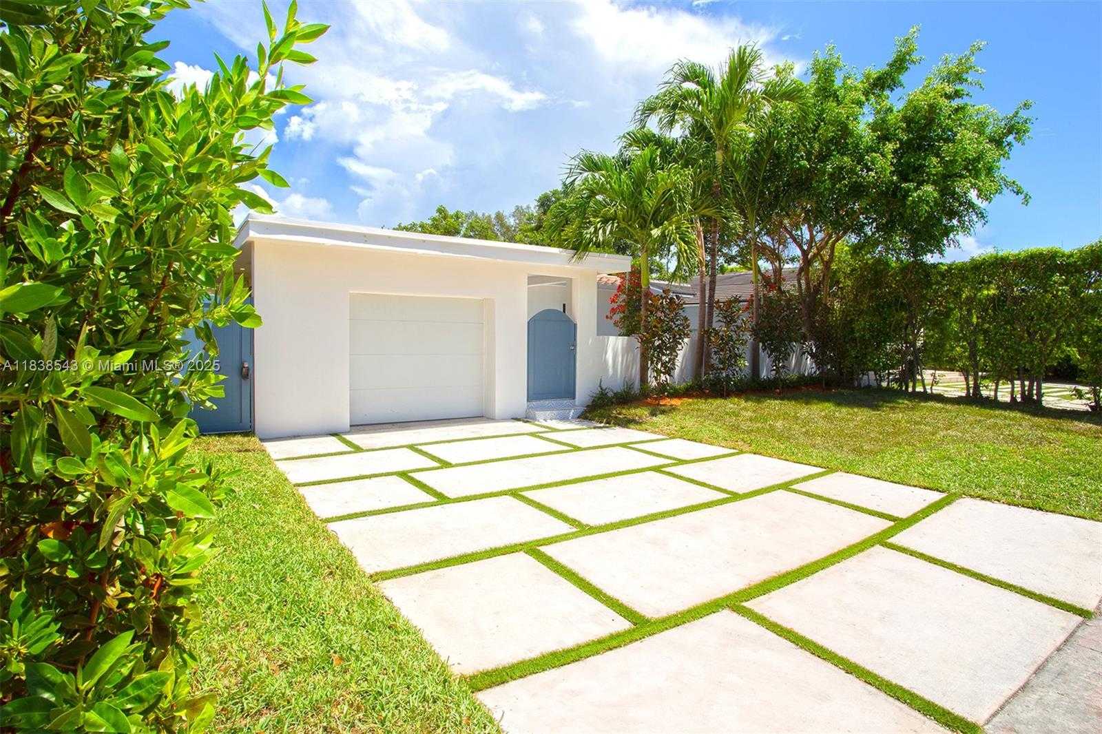 Small Image of Miami Beach Number 2