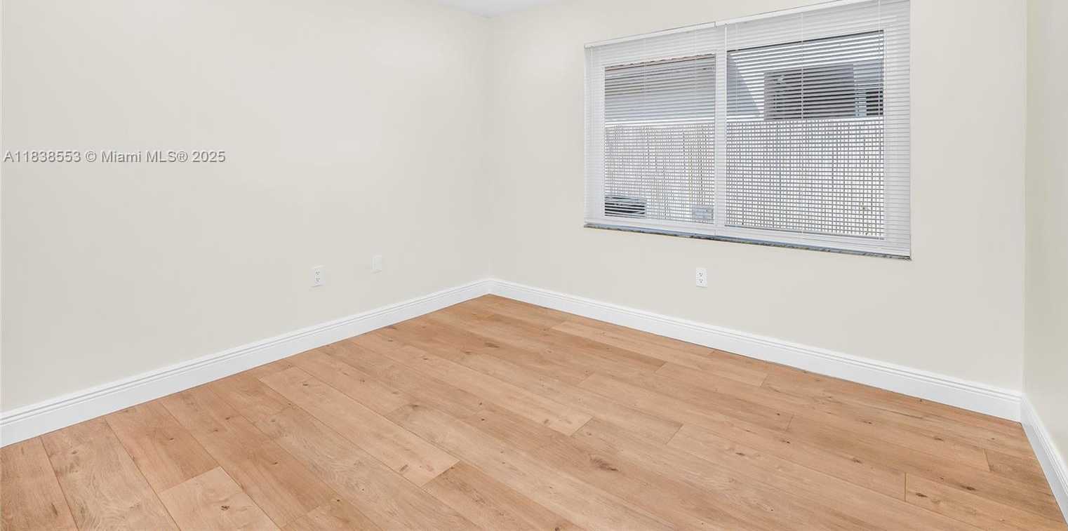 Small Image of 13412 NORTH WEST 5TH CT, Plantation Number 18