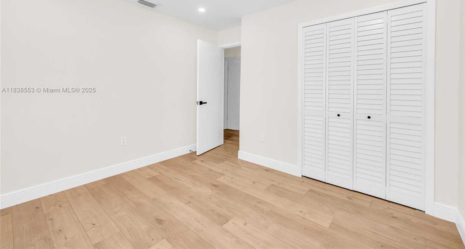 Small Image of 13412 NORTH WEST 5TH CT, Plantation Number 19