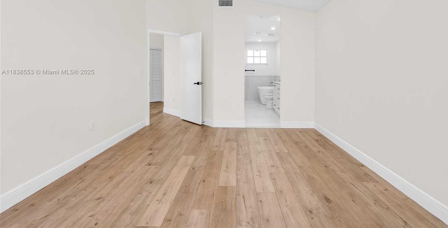 Small Image of 13412 NORTH WEST 5TH CT, Plantation Number 8