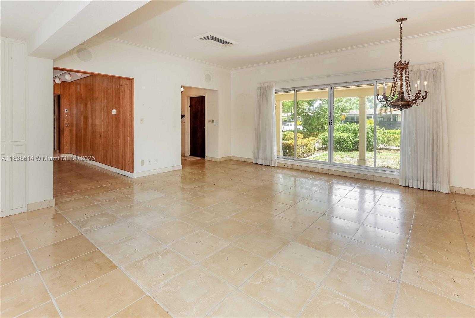 Small Image of 1022 JEFFERSON ST, Hollywood Number 13