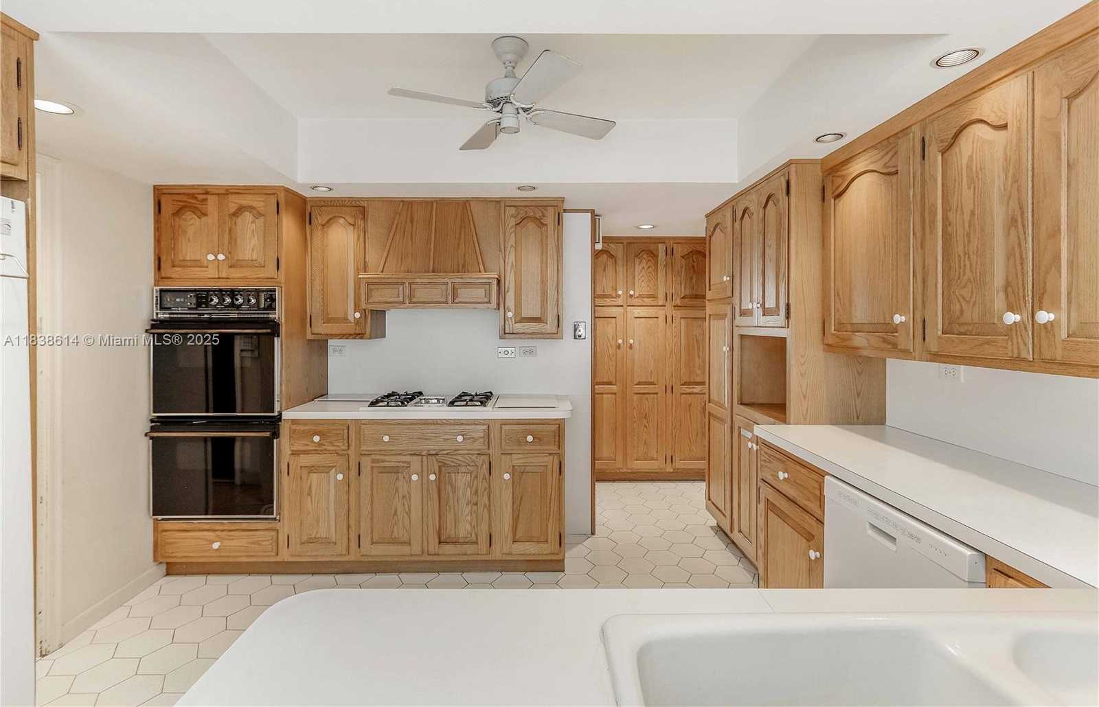 Small Image of 1022 JEFFERSON ST, Hollywood Number 26