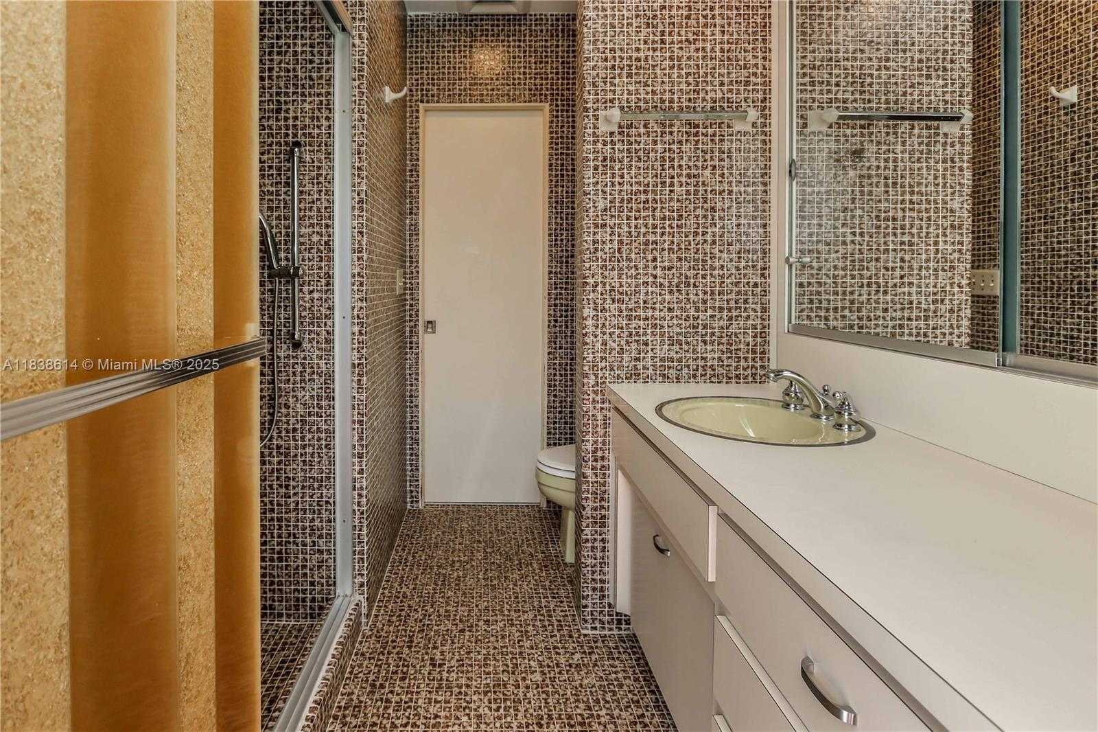 Small Image of 1022 JEFFERSON ST, Hollywood Number 33
