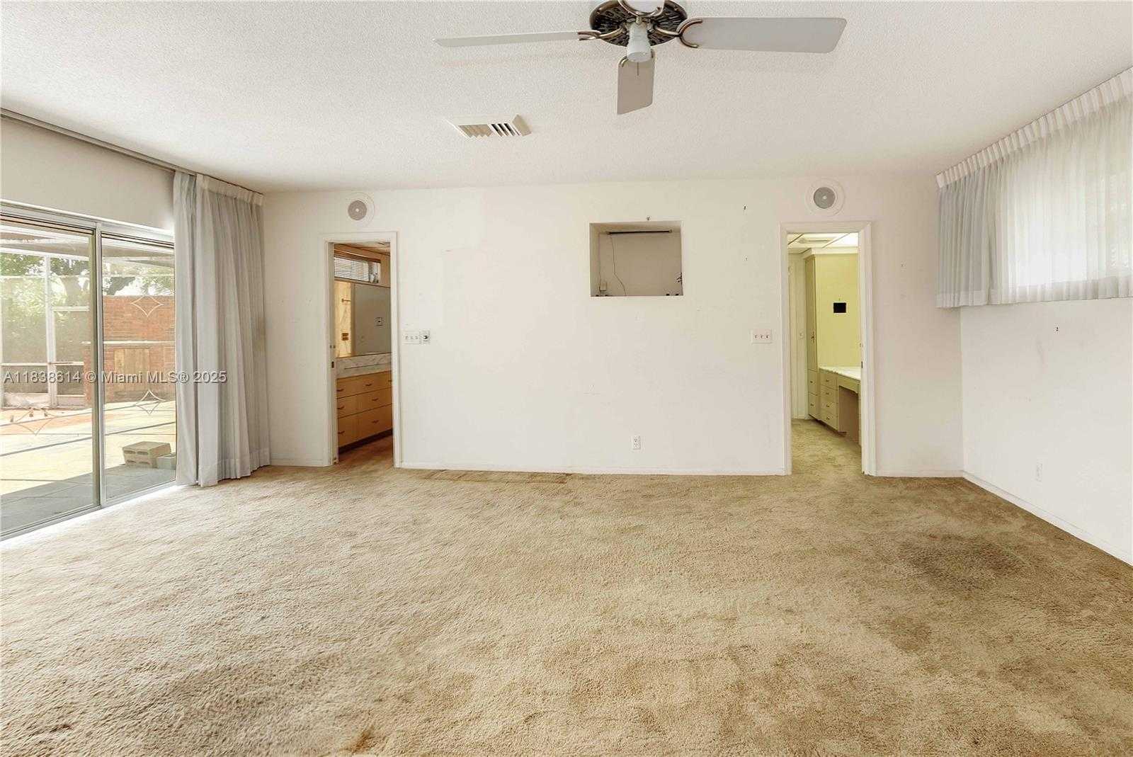 Small Image of 1022 JEFFERSON ST, Hollywood Number 37