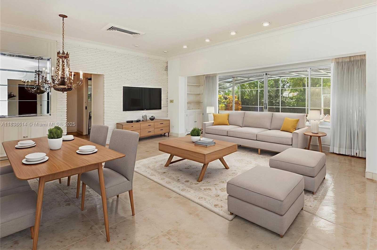 Small Image of 1022 JEFFERSON ST, Hollywood Number 4