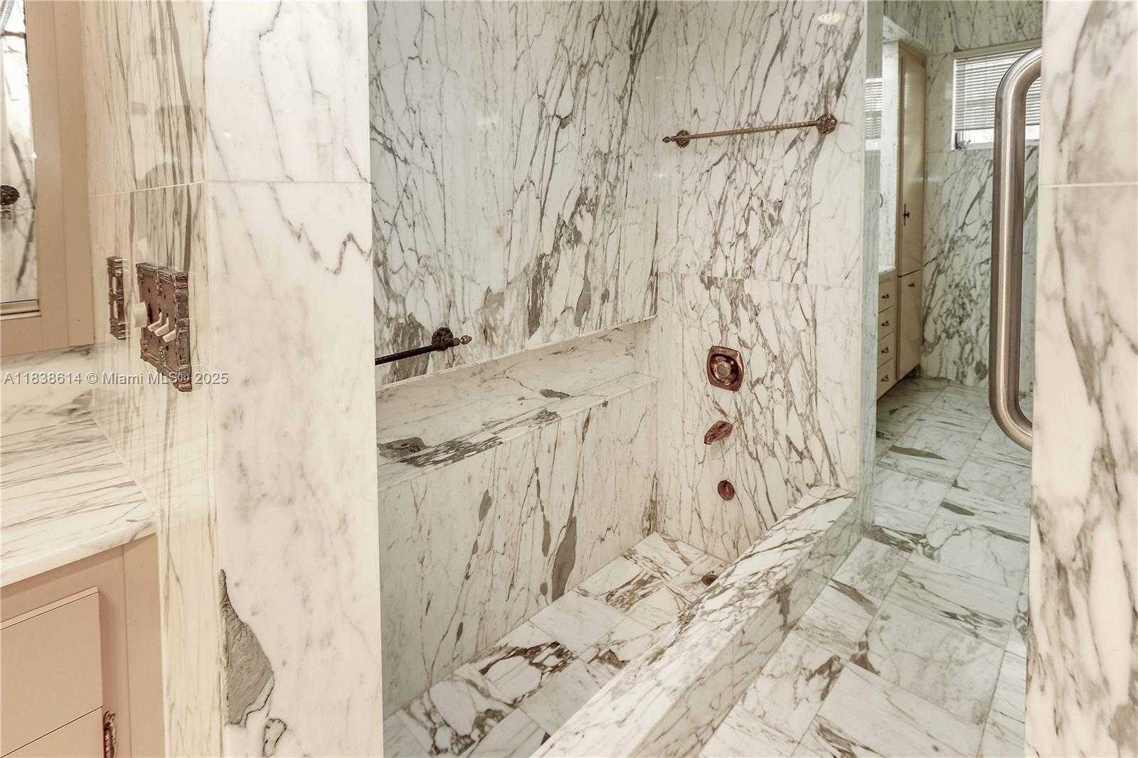 Small Image of 1022 JEFFERSON ST, Hollywood Number 40