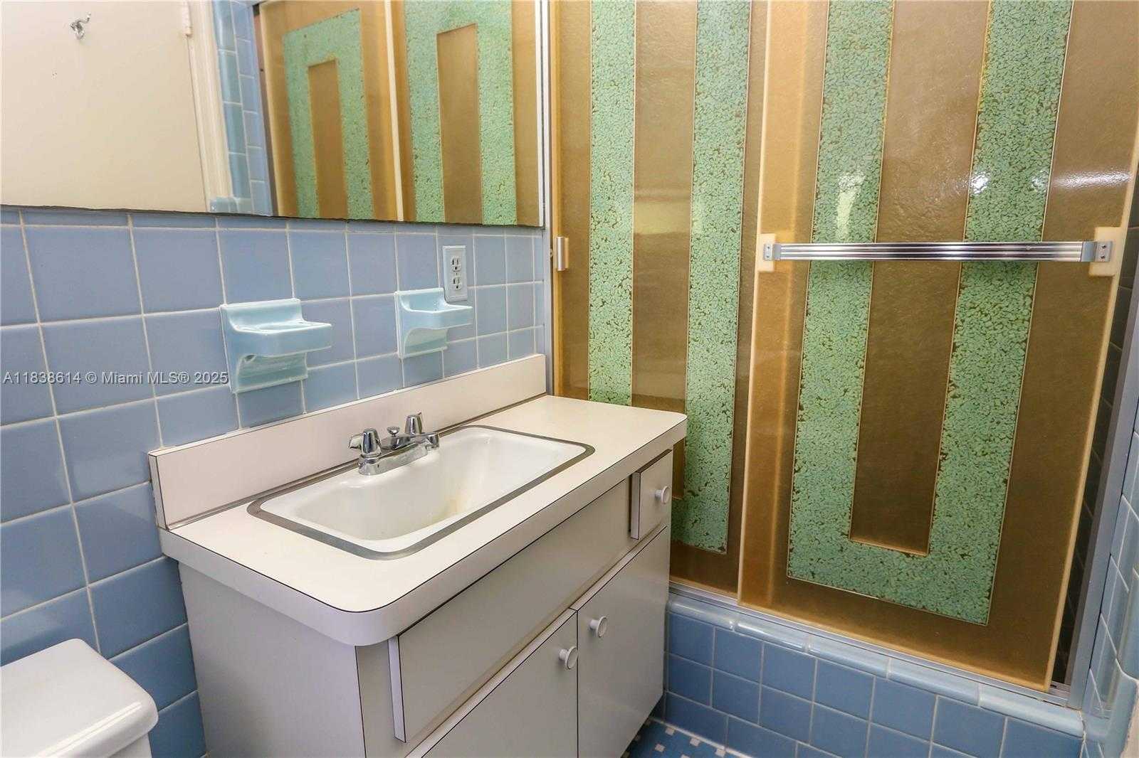 Small Image of 1022 JEFFERSON ST, Hollywood Number 43