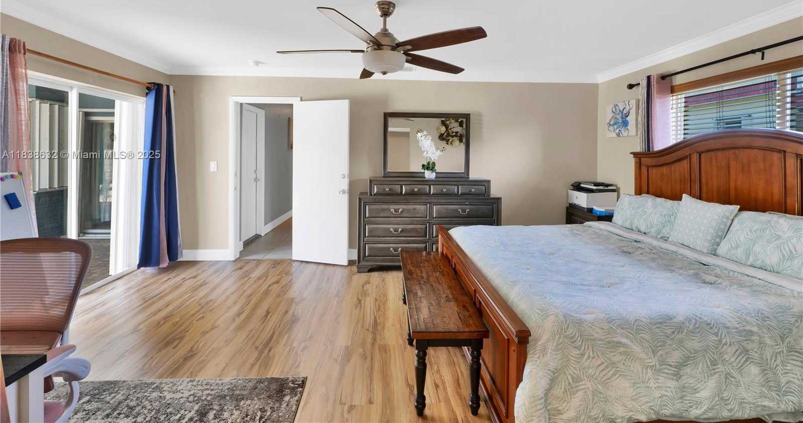 Small Image of 1730 NORTH 55TH AVE, Hollywood Number 8