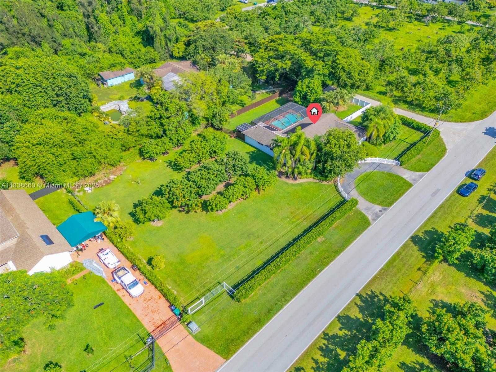 Small Image of 23595 SOUTH WEST 152ND AVE, Homestead Number 39