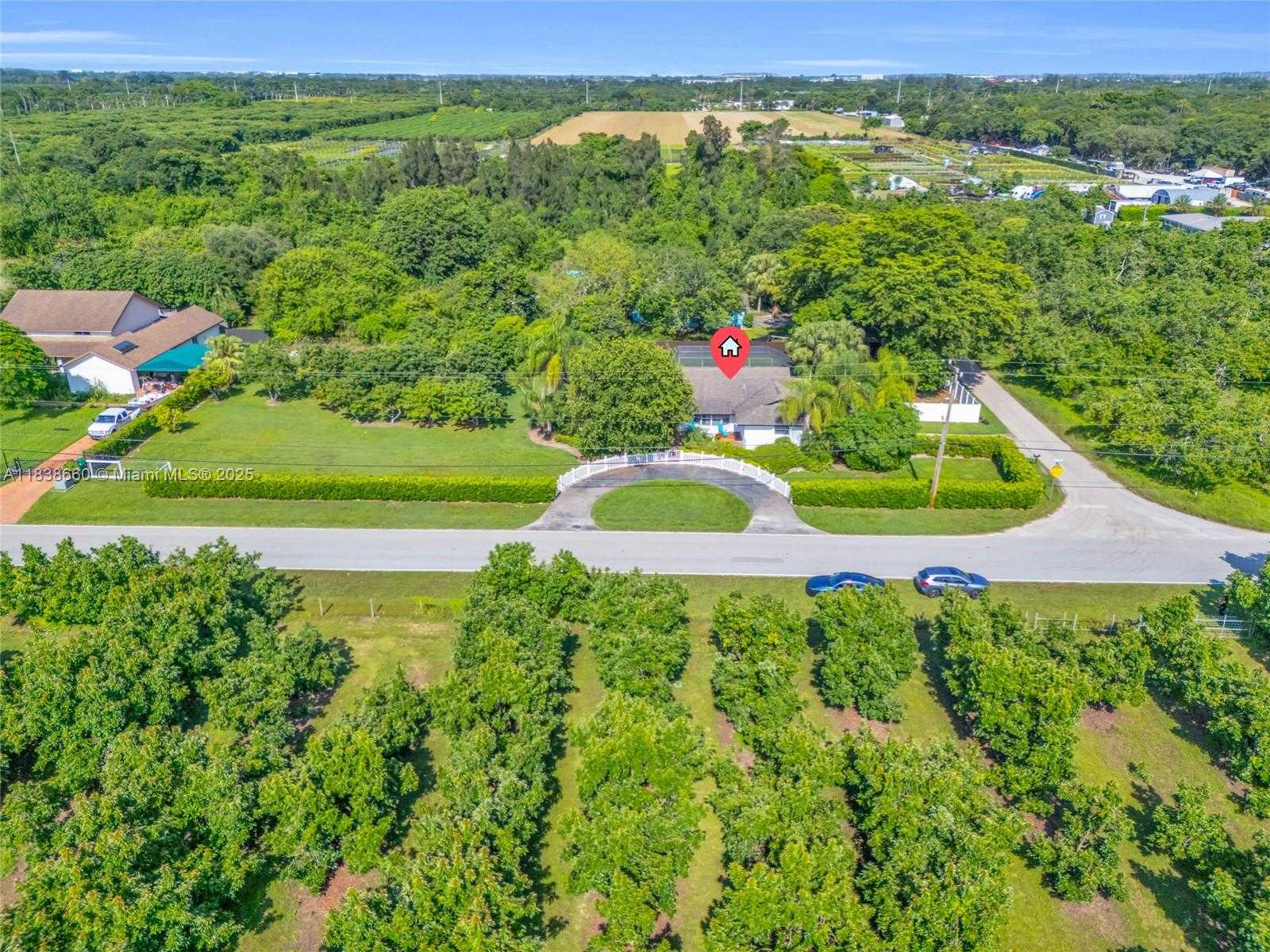 Small Image of 23595 SOUTH WEST 152ND AVE, Homestead Number 4