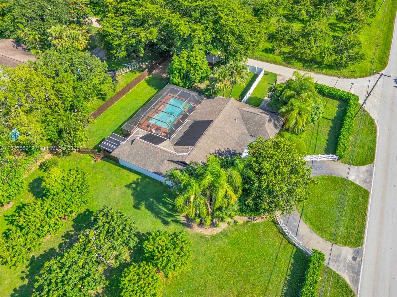 Small Image of 23595 SOUTH WEST 152ND AVE, Homestead Number 52