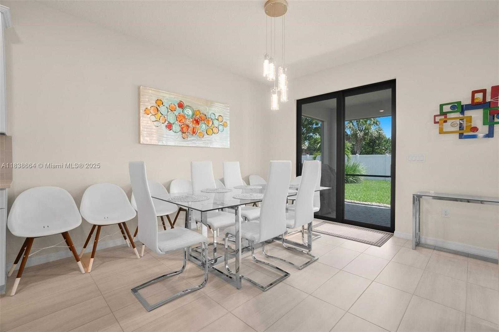 Small Image of 8036 NORTH WEST 78TH ST, Tamarac Number 16