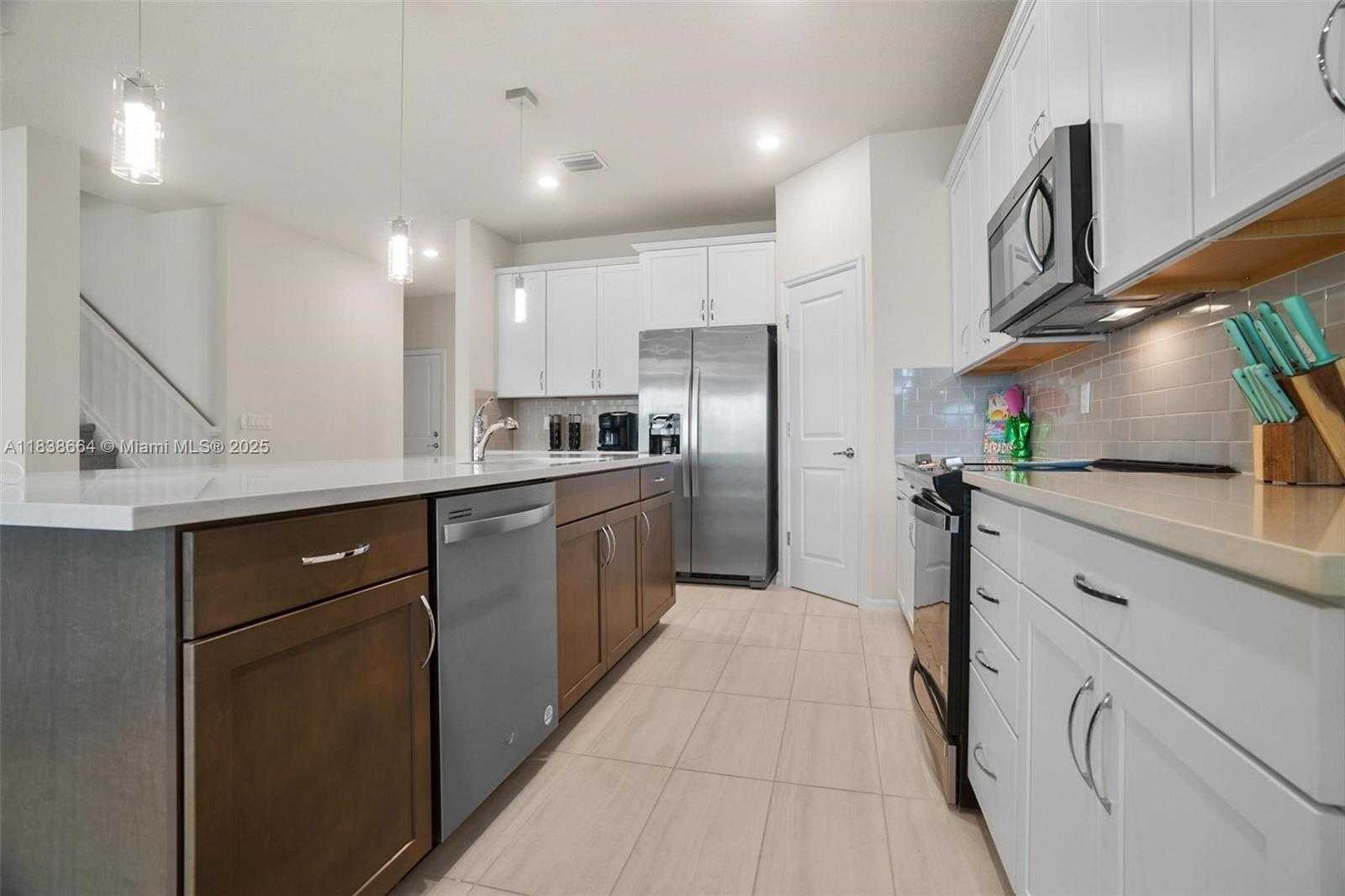 Small Image of 8036 NORTH WEST 78TH ST, Tamarac Number 19