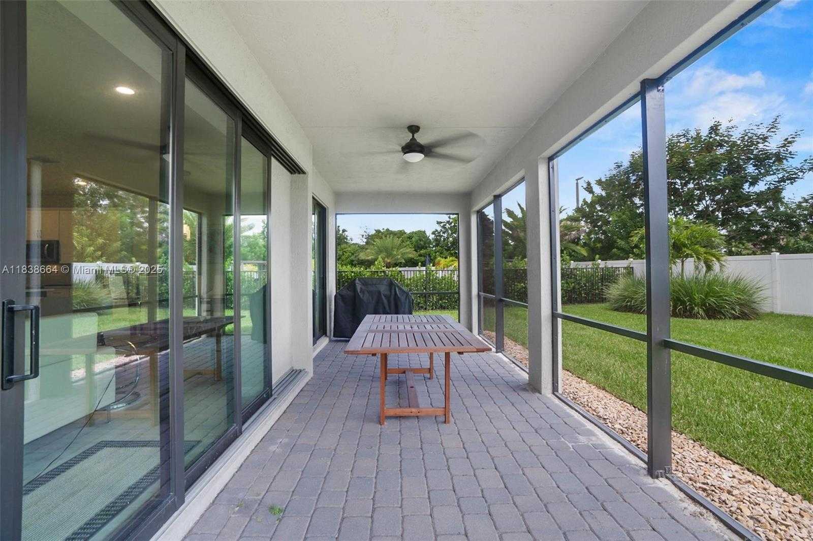 Small Image of 8036 NORTH WEST 78TH ST, Tamarac Number 37