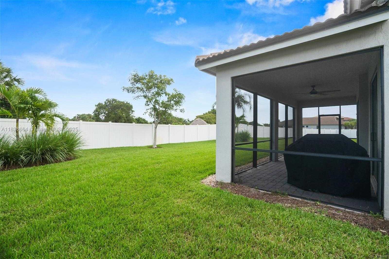 Small Image of 8036 NORTH WEST 78TH ST, Tamarac Number 40
