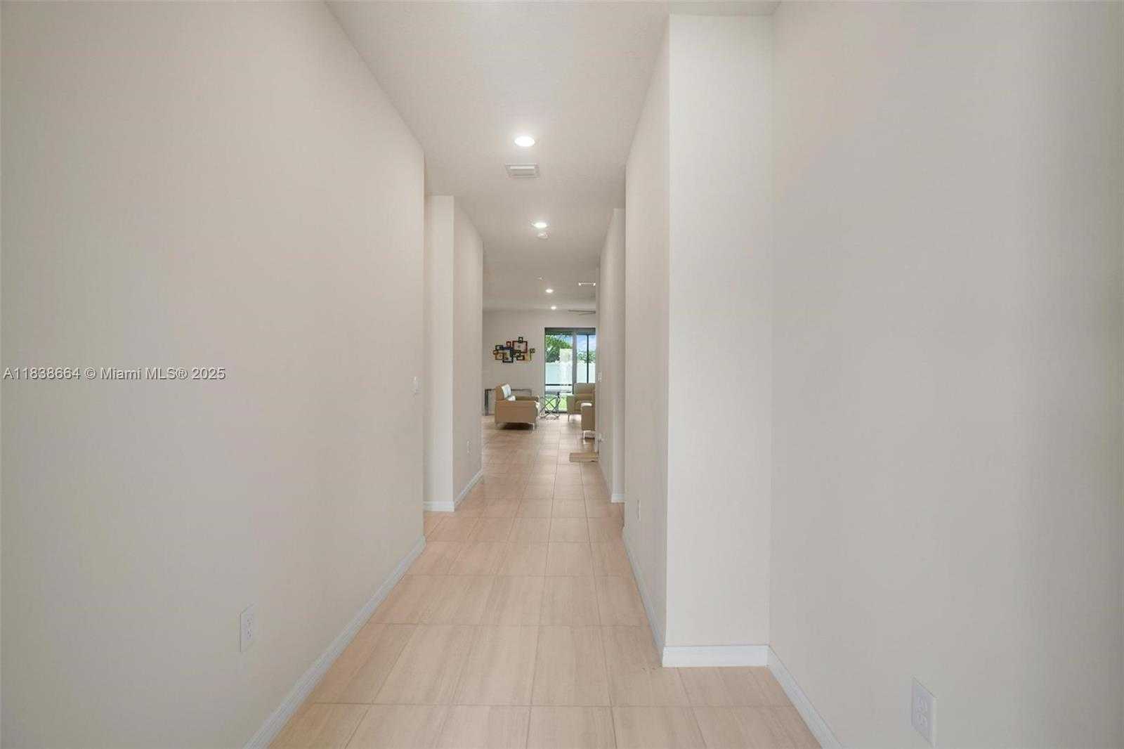 Small Image of 8036 NORTH WEST 78TH ST, Tamarac Number 5