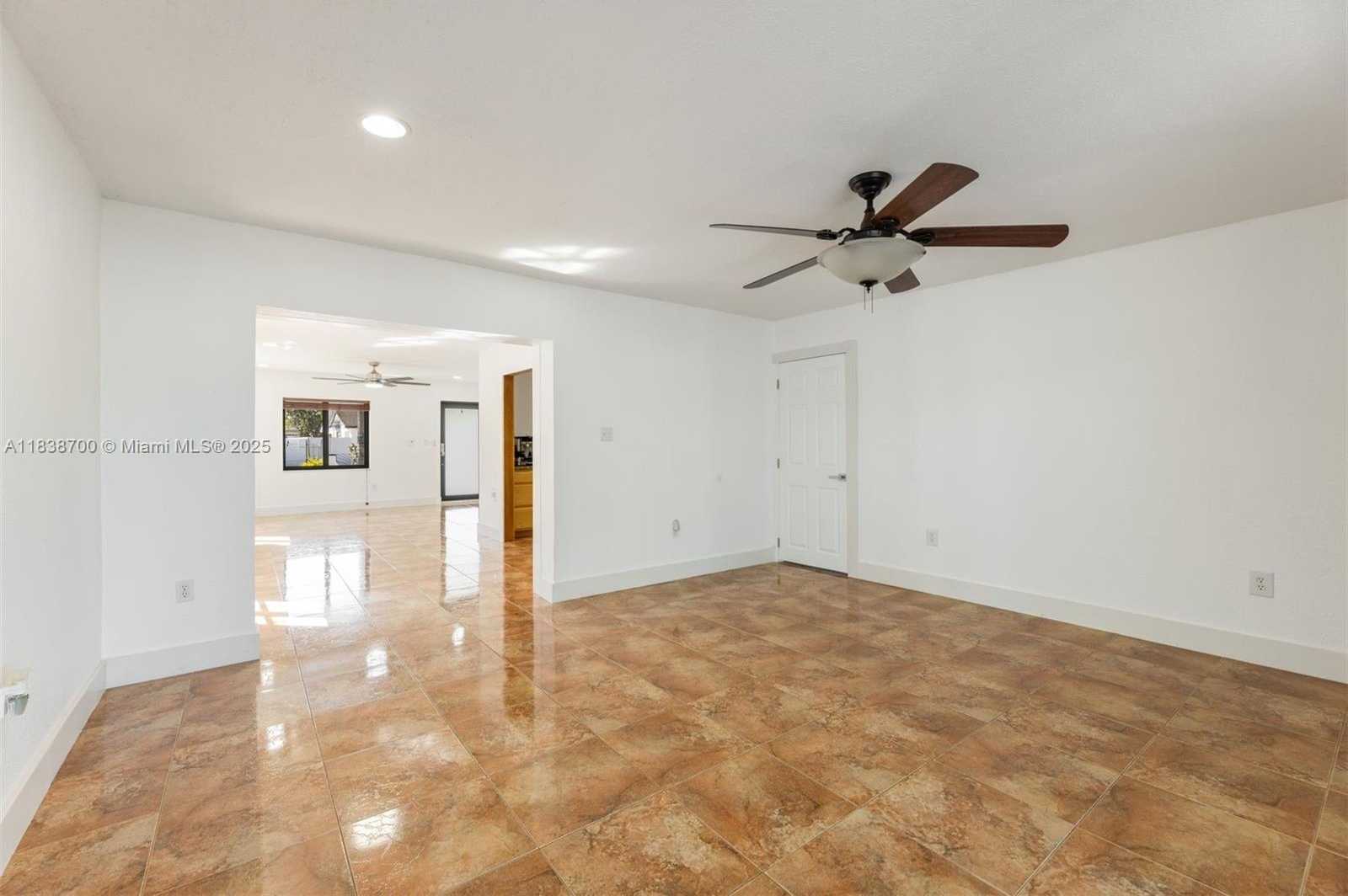 Small Image of 14435 SOUTH WEST 293RD TER, Homestead Number 11