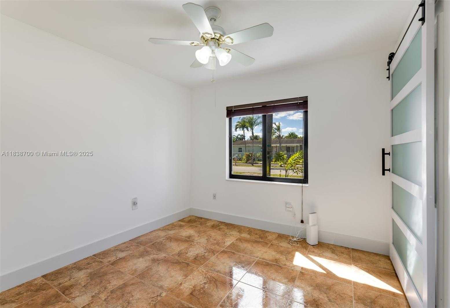 Small Image of 14435 SOUTH WEST 293RD TER, Homestead Number 22