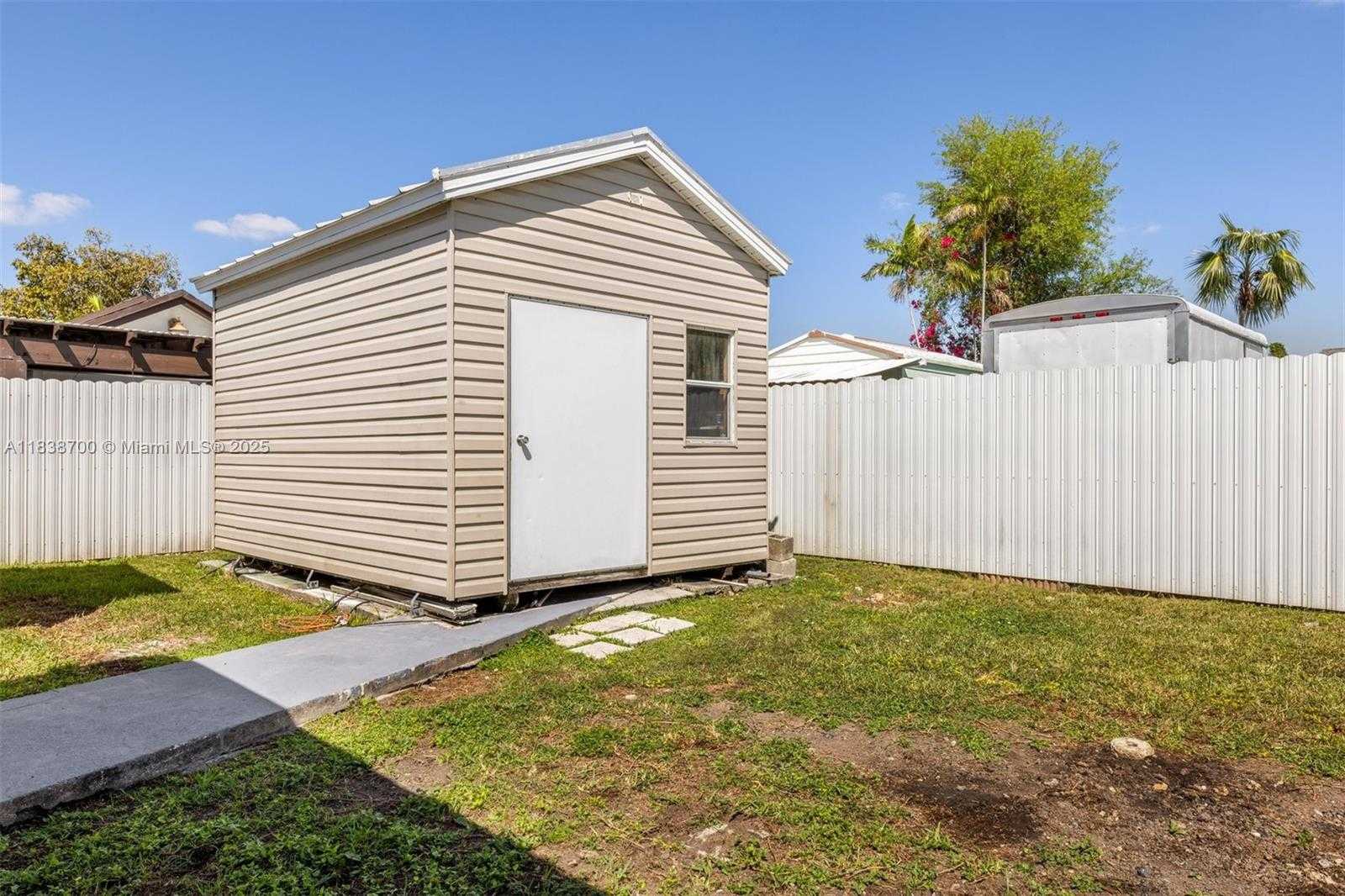 Small Image of 14435 SOUTH WEST 293RD TER, Homestead Number 27