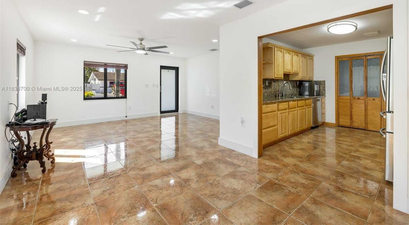 Small Image of 14435 SOUTH WEST 293RD TER, Homestead Number 9