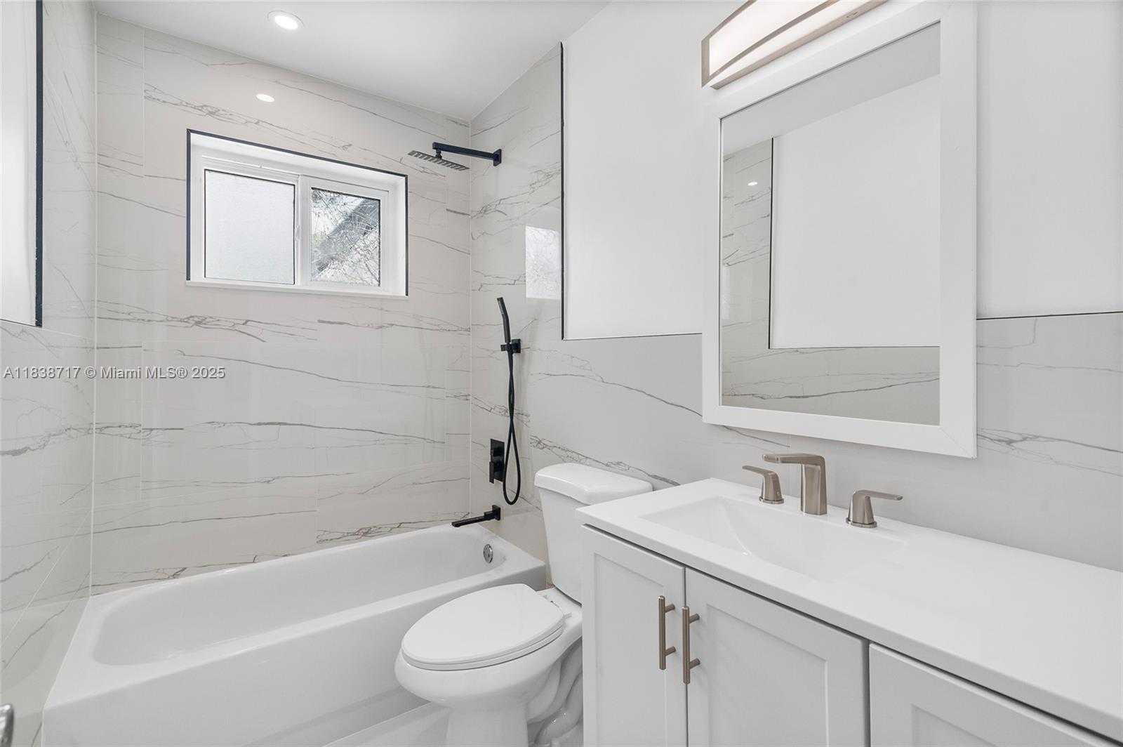 Small Image of 1124 YALE DR, Hollywood Number 23