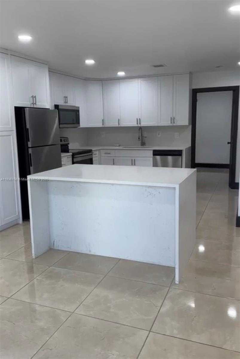 Small Image of 5960 SOUTH WEST 190TH AVE, Southwest Ranches Number 14