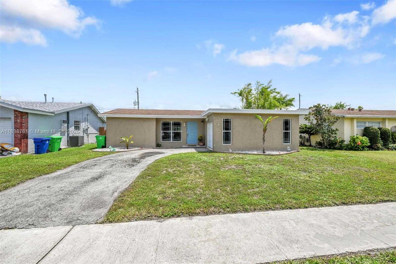 Small Image of 11730 NORTH WEST 33RD ST, Sunrise Number 10